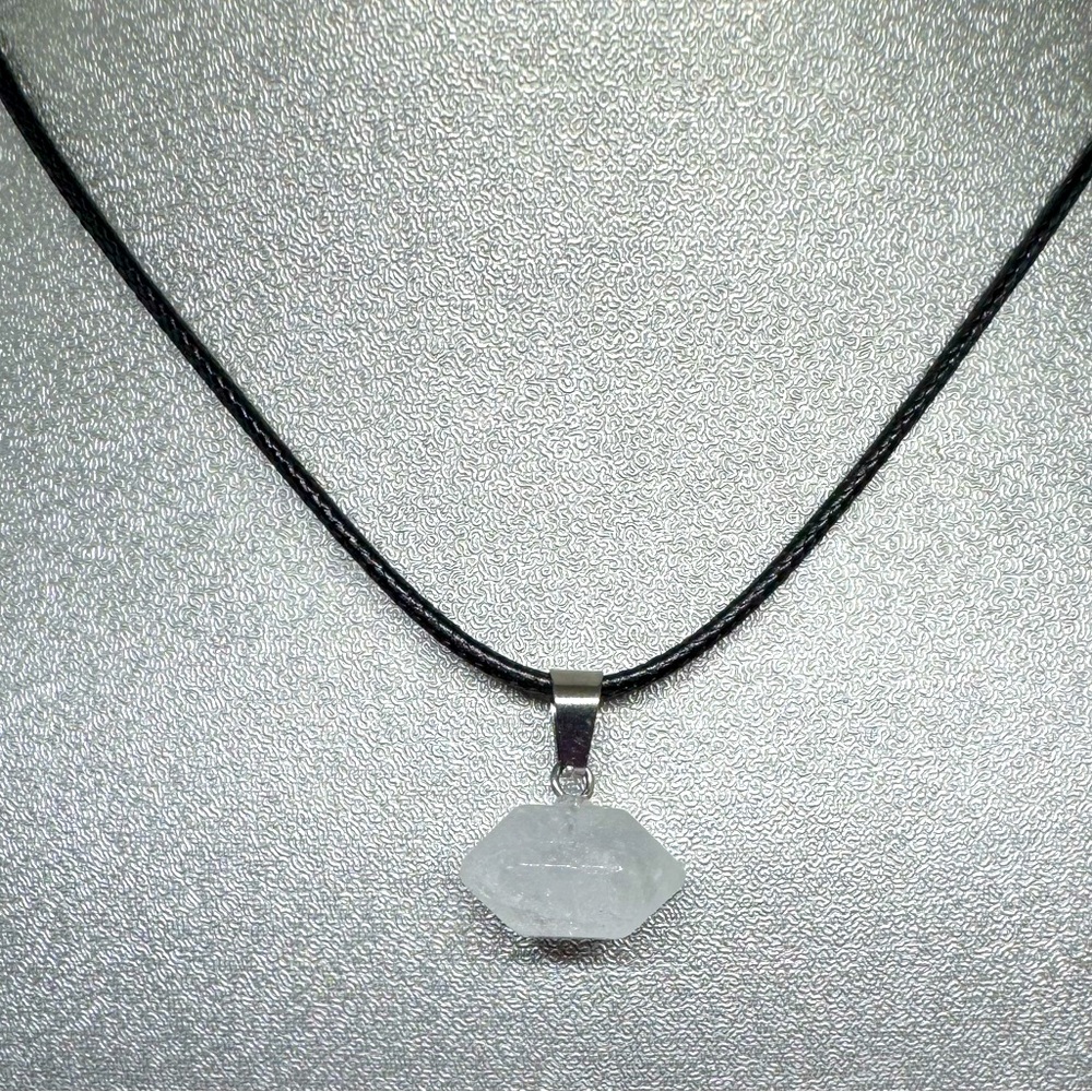 Geometric Barrel Quartz Stone Pendant Healing Necklace Crystal Reiki Jewelry New